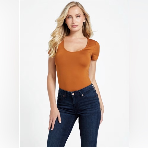 Guess Orange Scoop Neck Short Sleeve Ania Seamless Bodysuit NWT - Picture 1 of 11
